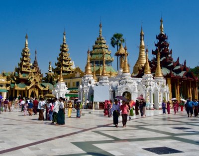 One Day in Yangon Myanmar: Land of Golden Pagodas - Erika's Travels