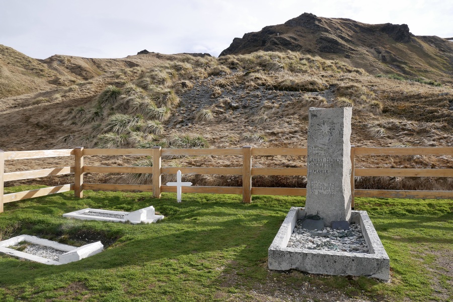 Shackleton's Grave in Grytvyken